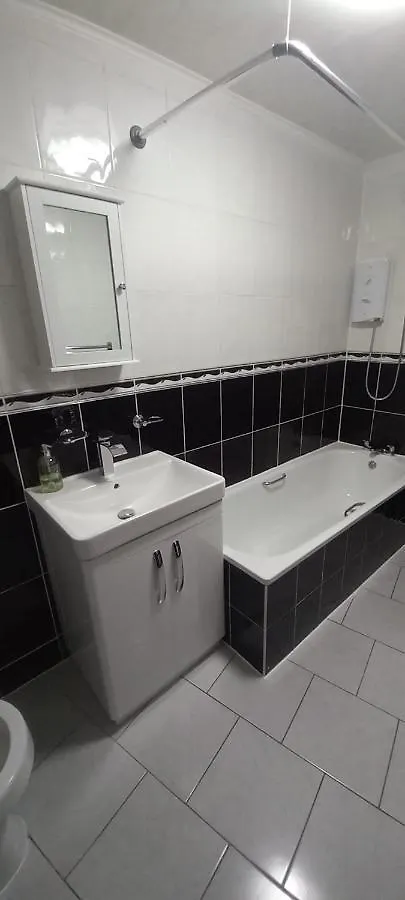 Lovely Spacious Double Beds Sleeps 8 Edinburgh Velká Británie